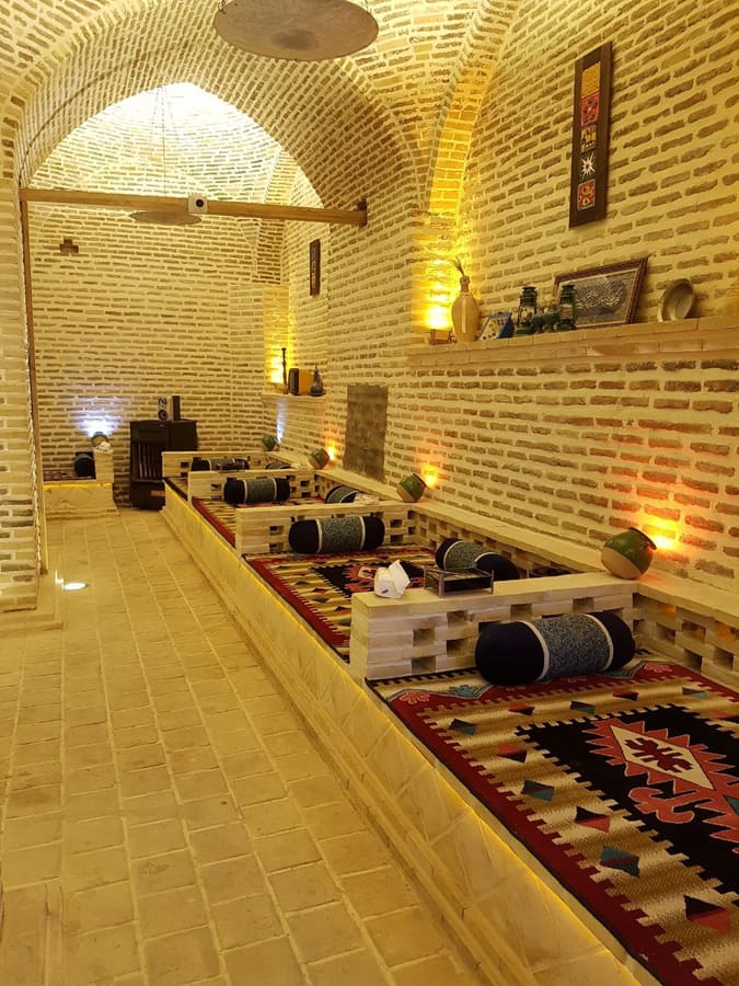 رستوران سنتی