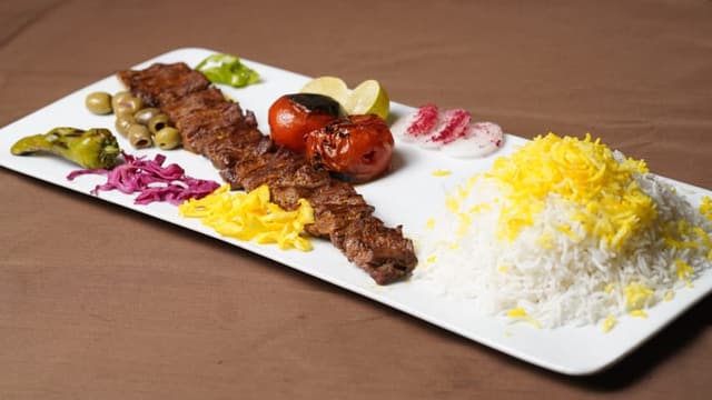 چلو برگ اعیانی