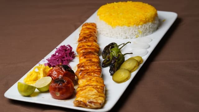 چلو کباب جوجه