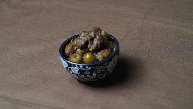 زیتون پروردهٔ سنتی